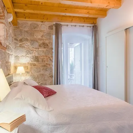 Jes Old Town Luxury Апартаменты Сплит