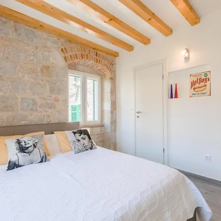 Апартаменты Jes Old Town Luxury *