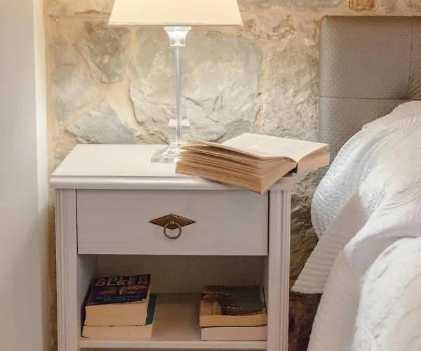 Jes Old Town Luxury Apartman