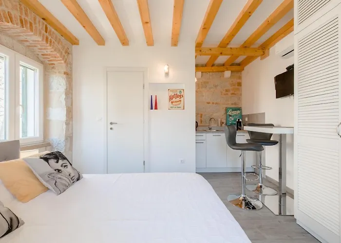 Jes Old Town Luxury Apartman Split