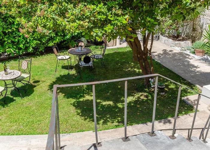 Jes Old Town Luxury Apartman