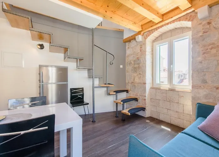 Jes Old Town Luxury Apartman